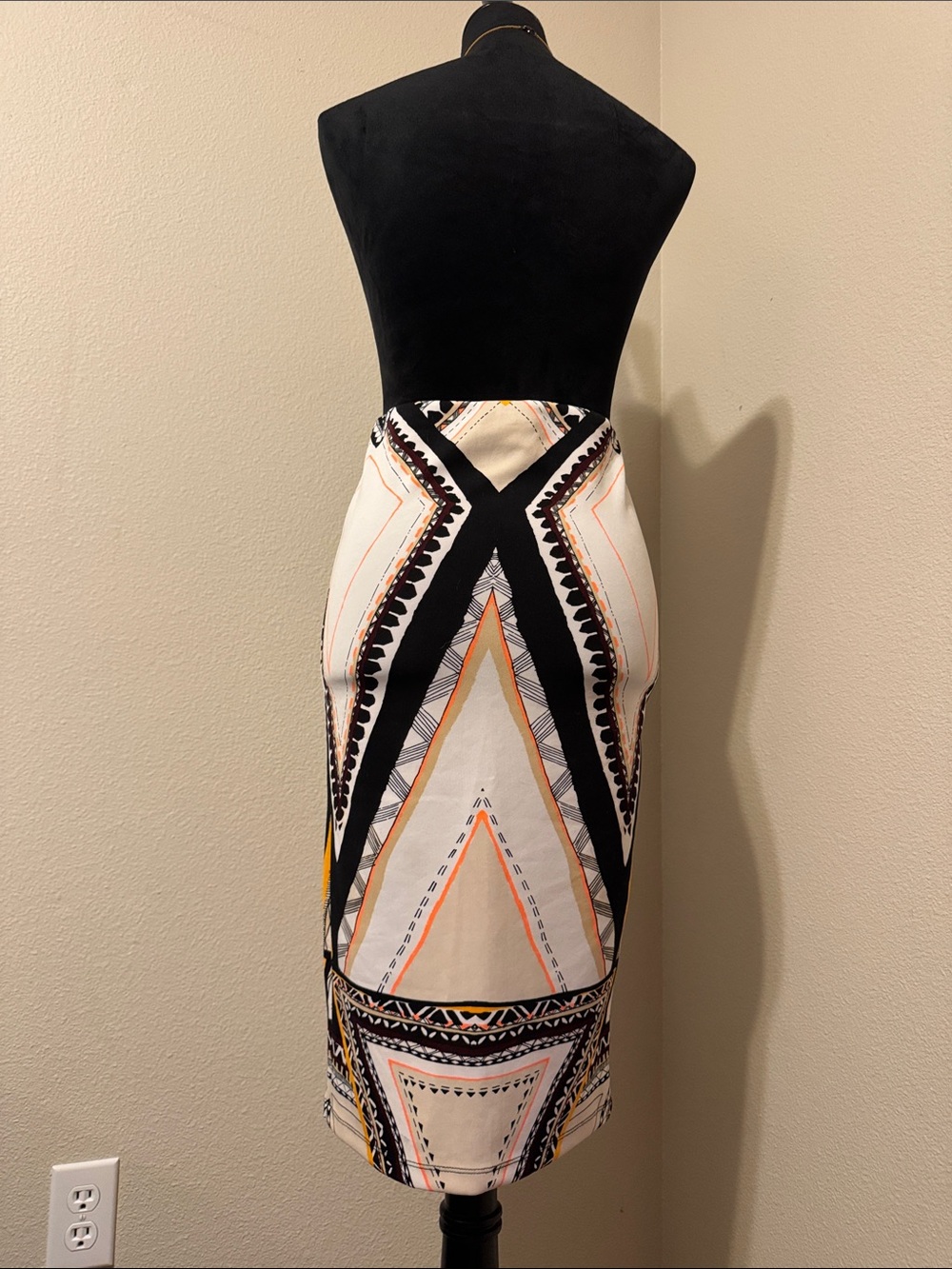 😍Mossimo Geometric Matching Set in Black, White, Orange - Picture 7 of 7